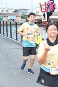 BIB: 2205, 208
                            <button type="button" onclick="openModal(13104440)" class="btn btn-primary btn-sm float-right btn-popup" data-toggle="modal" data-target=".modal-high-quality">
                        <i class="fas fa-shopping-cart"></i> Add to Cart
                    </button>
                                            <button type="button" onclick="isThisMe(13104440, true)" class="btn btn-success btn-sm float-right btn-popup btn-isme hidden" data-toggle="tooltip" data-placement="bottom" title="นี่คือรูปของคุณใช่ไหม คลิกที่นี่เพื่อเอาเข้าอัลบั้ม">
                        <i class="fas fa-plus"></i> Add to album
                    </button>
                    <button type="button" onclick="isThisMe(13104440, false)" class="btn btn-warning btn-sm float-right btn-popup btn-isnotme hidden">
                        <i class="fas fa-ban"></i> Remove from album
                    </button>