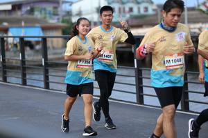 BIB: 1407, 1358, 1048
                            <button type="button" onclick="openModal(13106808)" class="btn btn-primary btn-sm float-right btn-popup" data-toggle="modal" data-target=".modal-high-quality">
                        <i class="fas fa-shopping-cart"></i> Add to Cart
                    </button>
                                            <button type="button" onclick="isThisMe(13106808, true)" class="btn btn-success btn-sm float-right btn-popup btn-isme hidden" data-toggle="tooltip" data-placement="bottom" title="นี่คือรูปของคุณใช่ไหม คลิกที่นี่เพื่อเอาเข้าอัลบั้ม">
                        <i class="fas fa-plus"></i> Add to album
                    </button>
                    <button type="button" onclick="isThisMe(13106808, false)" class="btn btn-warning btn-sm float-right btn-popup btn-isnotme hidden">
                        <i class="fas fa-ban"></i> Remove from album
                    </button>