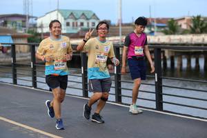 BIB: 210, 2077, 2154
                            <button type="button" onclick="openModal(13106673)" class="btn btn-primary btn-sm float-right btn-popup" data-toggle="modal" data-target=".modal-high-quality">
                        <i class="fas fa-shopping-cart"></i> Add to Cart
                    </button>
                                            <button type="button" onclick="isThisMe(13106673, true)" class="btn btn-success btn-sm float-right btn-popup btn-isme hidden" data-toggle="tooltip" data-placement="bottom" title="นี่คือรูปของคุณใช่ไหม คลิกที่นี่เพื่อเอาเข้าอัลบั้ม">
                        <i class="fas fa-plus"></i> Add to album
                    </button>
                    <button type="button" onclick="isThisMe(13106673, false)" class="btn btn-warning btn-sm float-right btn-popup btn-isnotme hidden">
                        <i class="fas fa-ban"></i> Remove from album
                    </button>