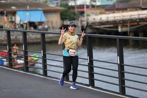 BIB: 1190
                            <button type="button" onclick="openModal(13106934)" class="btn btn-primary btn-sm float-right btn-popup" data-toggle="modal" data-target=".modal-high-quality">
                        <i class="fas fa-shopping-cart"></i> Add to Cart
                    </button>
                                            <button type="button" onclick="isThisMe(13106934, true)" class="btn btn-success btn-sm float-right btn-popup btn-isme hidden" data-toggle="tooltip" data-placement="bottom" title="นี่คือรูปของคุณใช่ไหม คลิกที่นี่เพื่อเอาเข้าอัลบั้ม">
                        <i class="fas fa-plus"></i> Add to album
                    </button>
                    <button type="button" onclick="isThisMe(13106934, false)" class="btn btn-warning btn-sm float-right btn-popup btn-isnotme hidden">
                        <i class="fas fa-ban"></i> Remove from album
                    </button>