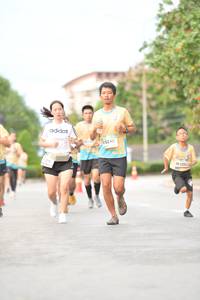 BIB: 15240, 520
                            <button type="button" onclick="openModal(13065866)" class="btn btn-primary btn-sm float-right btn-popup" data-toggle="modal" data-target=".modal-high-quality">
                        <i class="fas fa-shopping-cart"></i> Add to Cart
                    </button>
                                            <button type="button" onclick="isThisMe(13065866, true)" class="btn btn-success btn-sm float-right btn-popup btn-isme hidden" data-toggle="tooltip" data-placement="bottom" title="นี่คือรูปของคุณใช่ไหม คลิกที่นี่เพื่อเอาเข้าอัลบั้ม">
                        <i class="fas fa-plus"></i> Add to album
                    </button>
                    <button type="button" onclick="isThisMe(13065866, false)" class="btn btn-warning btn-sm float-right btn-popup btn-isnotme hidden">
                        <i class="fas fa-ban"></i> Remove from album
                    </button>