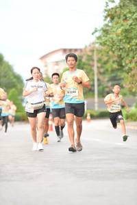 BIB: 5240, 5201
                            <button type="button" onclick="openModal(13065868)" class="btn btn-primary btn-sm float-right btn-popup" data-toggle="modal" data-target=".modal-high-quality">
                        <i class="fas fa-shopping-cart"></i> Add to Cart
                    </button>
                                            <button type="button" onclick="isThisMe(13065868, true)" class="btn btn-success btn-sm float-right btn-popup btn-isme hidden" data-toggle="tooltip" data-placement="bottom" title="นี่คือรูปของคุณใช่ไหม คลิกที่นี่เพื่อเอาเข้าอัลบั้ม">
                        <i class="fas fa-plus"></i> Add to album
                    </button>
                    <button type="button" onclick="isThisMe(13065868, false)" class="btn btn-warning btn-sm float-right btn-popup btn-isnotme hidden">
                        <i class="fas fa-ban"></i> Remove from album
                    </button>