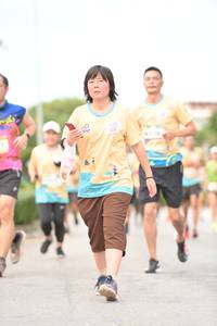 BIB: 
                            <button type="button" onclick="openModal(13066013)" class="btn btn-primary btn-sm float-right btn-popup" data-toggle="modal" data-target=".modal-high-quality">
                        <i class="fas fa-shopping-cart"></i> Add to Cart
                    </button>
                                            <button type="button" onclick="isThisMe(13066013, true)" class="btn btn-success btn-sm float-right btn-popup btn-isme hidden" data-toggle="tooltip" data-placement="bottom" title="นี่คือรูปของคุณใช่ไหม คลิกที่นี่เพื่อเอาเข้าอัลบั้ม">
                        <i class="fas fa-plus"></i> Add to album
                    </button>
                    <button type="button" onclick="isThisMe(13066013, false)" class="btn btn-warning btn-sm float-right btn-popup btn-isnotme hidden">
                        <i class="fas fa-ban"></i> Remove from album
                    </button>