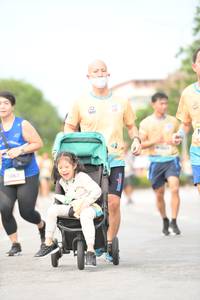 BIB: 5063
                            <button type="button" onclick="openModal(13066456)" class="btn btn-primary btn-sm float-right btn-popup" data-toggle="modal" data-target=".modal-high-quality">
                        <i class="fas fa-shopping-cart"></i> Add to Cart
                    </button>
                                            <button type="button" onclick="isThisMe(13066456, true)" class="btn btn-success btn-sm float-right btn-popup btn-isme hidden" data-toggle="tooltip" data-placement="bottom" title="นี่คือรูปของคุณใช่ไหม คลิกที่นี่เพื่อเอาเข้าอัลบั้ม">
                        <i class="fas fa-plus"></i> Add to album
                    </button>
                    <button type="button" onclick="isThisMe(13066456, false)" class="btn btn-warning btn-sm float-right btn-popup btn-isnotme hidden">
                        <i class="fas fa-ban"></i> Remove from album
                    </button>