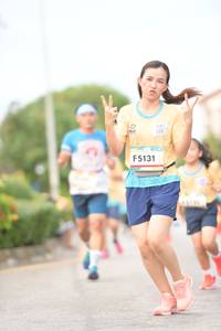 BIB: 5131
                            <button type="button" onclick="openModal(13066009)" class="btn btn-primary btn-sm float-right btn-popup" data-toggle="modal" data-target=".modal-high-quality">
                        <i class="fas fa-shopping-cart"></i> Add to Cart
                    </button>
                                            <button type="button" onclick="isThisMe(13066009, true)" class="btn btn-success btn-sm float-right btn-popup btn-isme hidden" data-toggle="tooltip" data-placement="bottom" title="นี่คือรูปของคุณใช่ไหม คลิกที่นี่เพื่อเอาเข้าอัลบั้ม">
                        <i class="fas fa-plus"></i> Add to album
                    </button>
                    <button type="button" onclick="isThisMe(13066009, false)" class="btn btn-warning btn-sm float-right btn-popup btn-isnotme hidden">
                        <i class="fas fa-ban"></i> Remove from album
                    </button>