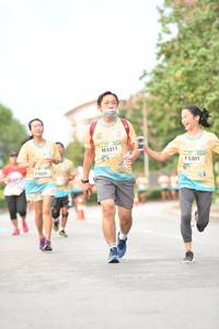 BIB: 5311, 5301, 5025
                            <button type="button" onclick="openModal(13065818)" class="btn btn-primary btn-sm float-right btn-popup" data-toggle="modal" data-target=".modal-high-quality">
                        <i class="fas fa-shopping-cart"></i> Add to Cart
                    </button>
                                            <button type="button" onclick="isThisMe(13065818, true)" class="btn btn-success btn-sm float-right btn-popup btn-isme hidden" data-toggle="tooltip" data-placement="bottom" title="นี่คือรูปของคุณใช่ไหม คลิกที่นี่เพื่อเอาเข้าอัลบั้ม">
                        <i class="fas fa-plus"></i> Add to album
                    </button>
                    <button type="button" onclick="isThisMe(13065818, false)" class="btn btn-warning btn-sm float-right btn-popup btn-isnotme hidden">
                        <i class="fas fa-ban"></i> Remove from album
                    </button>