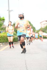 BIB: 5098
                            <button type="button" onclick="openModal(13066211)" class="btn btn-primary btn-sm float-right btn-popup" data-toggle="modal" data-target=".modal-high-quality">
                        <i class="fas fa-shopping-cart"></i> Add to Cart
                    </button>
                                            <button type="button" onclick="isThisMe(13066211, true)" class="btn btn-success btn-sm float-right btn-popup btn-isme hidden" data-toggle="tooltip" data-placement="bottom" title="นี่คือรูปของคุณใช่ไหม คลิกที่นี่เพื่อเอาเข้าอัลบั้ม">
                        <i class="fas fa-plus"></i> Add to album
                    </button>
                    <button type="button" onclick="isThisMe(13066211, false)" class="btn btn-warning btn-sm float-right btn-popup btn-isnotme hidden">
                        <i class="fas fa-ban"></i> Remove from album
                    </button>