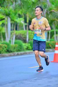 BIB: 2115
                            <button type="button" onclick="openModal(13150683)" class="btn btn-primary btn-sm float-right btn-popup" data-toggle="modal" data-target=".modal-high-quality">
                        <i class="fas fa-shopping-cart"></i> Add to Cart
                    </button>
                                            <button type="button" onclick="isThisMe(13150683, true)" class="btn btn-success btn-sm float-right btn-popup btn-isme hidden" data-toggle="tooltip" data-placement="bottom" title="นี่คือรูปของคุณใช่ไหม คลิกที่นี่เพื่อเอาเข้าอัลบั้ม">
                        <i class="fas fa-plus"></i> Add to album
                    </button>
                    <button type="button" onclick="isThisMe(13150683, false)" class="btn btn-warning btn-sm float-right btn-popup btn-isnotme hidden">
                        <i class="fas fa-ban"></i> Remove from album
                    </button>