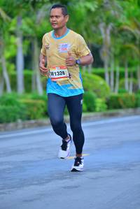 BIB: 1328
                            <button type="button" onclick="openModal(13154141)" class="btn btn-primary btn-sm float-right btn-popup" data-toggle="modal" data-target=".modal-high-quality">
                        <i class="fas fa-shopping-cart"></i> Add to Cart
                    </button>
                                            <button type="button" onclick="isThisMe(13154141, true)" class="btn btn-success btn-sm float-right btn-popup btn-isme hidden" data-toggle="tooltip" data-placement="bottom" title="นี่คือรูปของคุณใช่ไหม คลิกที่นี่เพื่อเอาเข้าอัลบั้ม">
                        <i class="fas fa-plus"></i> Add to album
                    </button>
                    <button type="button" onclick="isThisMe(13154141, false)" class="btn btn-warning btn-sm float-right btn-popup btn-isnotme hidden">
                        <i class="fas fa-ban"></i> Remove from album
                    </button>