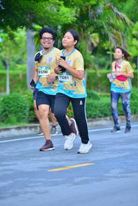 BIB: 5290, 5261
                            <button type="button" onclick="openModal(13153912)" class="btn btn-primary btn-sm float-right btn-popup" data-toggle="modal" data-target=".modal-high-quality">
                        <i class="fas fa-shopping-cart"></i> Add to Cart
                    </button>
                                            <button type="button" onclick="isThisMe(13153912, true)" class="btn btn-success btn-sm float-right btn-popup btn-isme hidden" data-toggle="tooltip" data-placement="bottom" title="นี่คือรูปของคุณใช่ไหม คลิกที่นี่เพื่อเอาเข้าอัลบั้ม">
                        <i class="fas fa-plus"></i> Add to album
                    </button>
                    <button type="button" onclick="isThisMe(13153912, false)" class="btn btn-warning btn-sm float-right btn-popup btn-isnotme hidden">
                        <i class="fas fa-ban"></i> Remove from album
                    </button>