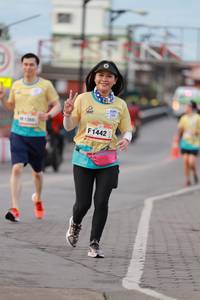 BIB: 1306, 1442
                            <button type="button" onclick="openModal(13147816)" class="btn btn-primary btn-sm float-right btn-popup" data-toggle="modal" data-target=".modal-high-quality">
                        <i class="fas fa-shopping-cart"></i> Add to Cart
                    </button>
                                            <button type="button" onclick="isThisMe(13147816, true)" class="btn btn-success btn-sm float-right btn-popup btn-isme hidden" data-toggle="tooltip" data-placement="bottom" title="นี่คือรูปของคุณใช่ไหม คลิกที่นี่เพื่อเอาเข้าอัลบั้ม">
                        <i class="fas fa-plus"></i> Add to album
                    </button>
                    <button type="button" onclick="isThisMe(13147816, false)" class="btn btn-warning btn-sm float-right btn-popup btn-isnotme hidden">
                        <i class="fas fa-ban"></i> Remove from album
                    </button>