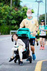 BIB: 4016
                            <button type="button" onclick="openModal(13139221)" class="btn btn-primary btn-sm float-right btn-popup" data-toggle="modal" data-target=".modal-high-quality">
                        <i class="fas fa-shopping-cart"></i> Add to Cart
                    </button>
                                            <button type="button" onclick="isThisMe(13139221, true)" class="btn btn-success btn-sm float-right btn-popup btn-isme hidden" data-toggle="tooltip" data-placement="bottom" title="นี่คือรูปของคุณใช่ไหม คลิกที่นี่เพื่อเอาเข้าอัลบั้ม">
                        <i class="fas fa-plus"></i> Add to album
                    </button>
                    <button type="button" onclick="isThisMe(13139221, false)" class="btn btn-warning btn-sm float-right btn-popup btn-isnotme hidden">
                        <i class="fas fa-ban"></i> Remove from album
                    </button>