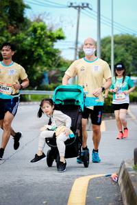 BIB: 42024, 4016
                            <button type="button" onclick="openModal(13139200)" class="btn btn-primary btn-sm float-right btn-popup" data-toggle="modal" data-target=".modal-high-quality">
                        <i class="fas fa-shopping-cart"></i> Add to Cart
                    </button>
                                            <button type="button" onclick="isThisMe(13139200, true)" class="btn btn-success btn-sm float-right btn-popup btn-isme hidden" data-toggle="tooltip" data-placement="bottom" title="นี่คือรูปของคุณใช่ไหม คลิกที่นี่เพื่อเอาเข้าอัลบั้ม">
                        <i class="fas fa-plus"></i> Add to album
                    </button>
                    <button type="button" onclick="isThisMe(13139200, false)" class="btn btn-warning btn-sm float-right btn-popup btn-isnotme hidden">
                        <i class="fas fa-ban"></i> Remove from album
                    </button>