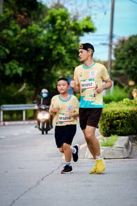 BIB: 5052, 5010
                            <button type="button" onclick="openModal(13140071)" class="btn btn-primary btn-sm float-right btn-popup" data-toggle="modal" data-target=".modal-high-quality">
                        <i class="fas fa-shopping-cart"></i> Add to Cart
                    </button>
                                            <button type="button" onclick="isThisMe(13140071, true)" class="btn btn-success btn-sm float-right btn-popup btn-isme hidden" data-toggle="tooltip" data-placement="bottom" title="นี่คือรูปของคุณใช่ไหม คลิกที่นี่เพื่อเอาเข้าอัลบั้ม">
                        <i class="fas fa-plus"></i> Add to album
                    </button>
                    <button type="button" onclick="isThisMe(13140071, false)" class="btn btn-warning btn-sm float-right btn-popup btn-isnotme hidden">
                        <i class="fas fa-ban"></i> Remove from album
                    </button>