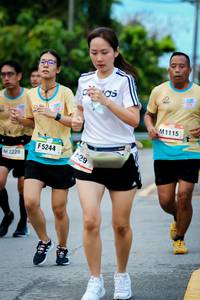 BIB: 1115, 5244, 2220
                            <button type="button" onclick="openModal(13133818)" class="btn btn-primary btn-sm float-right btn-popup" data-toggle="modal" data-target=".modal-high-quality">
                        <i class="fas fa-shopping-cart"></i> Add to Cart
                    </button>
                                            <button type="button" onclick="isThisMe(13133818, true)" class="btn btn-success btn-sm float-right btn-popup btn-isme hidden" data-toggle="tooltip" data-placement="bottom" title="นี่คือรูปของคุณใช่ไหม คลิกที่นี่เพื่อเอาเข้าอัลบั้ม">
                        <i class="fas fa-plus"></i> Add to album
                    </button>
                    <button type="button" onclick="isThisMe(13133818, false)" class="btn btn-warning btn-sm float-right btn-popup btn-isnotme hidden">
                        <i class="fas fa-ban"></i> Remove from album
                    </button>