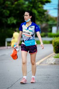 BIB: 5186
                            <button type="button" onclick="openModal(13137300)" class="btn btn-primary btn-sm float-right btn-popup" data-toggle="modal" data-target=".modal-high-quality">
                        <i class="fas fa-shopping-cart"></i> Add to Cart
                    </button>
                                            <button type="button" onclick="isThisMe(13137300, true)" class="btn btn-success btn-sm float-right btn-popup btn-isme hidden" data-toggle="tooltip" data-placement="bottom" title="นี่คือรูปของคุณใช่ไหม คลิกที่นี่เพื่อเอาเข้าอัลบั้ม">
                        <i class="fas fa-plus"></i> Add to album
                    </button>
                    <button type="button" onclick="isThisMe(13137300, false)" class="btn btn-warning btn-sm float-right btn-popup btn-isnotme hidden">
                        <i class="fas fa-ban"></i> Remove from album
                    </button>