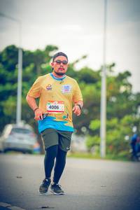 BIB: 4006
                            <button type="button" onclick="openModal(13118305)" class="btn btn-primary btn-sm float-right btn-popup" data-toggle="modal" data-target=".modal-high-quality">
                        <i class="fas fa-shopping-cart"></i> Add to Cart
                    </button>
                                            <button type="button" onclick="isThisMe(13118305, true)" class="btn btn-success btn-sm float-right btn-popup btn-isme hidden" data-toggle="tooltip" data-placement="bottom" title="นี่คือรูปของคุณใช่ไหม คลิกที่นี่เพื่อเอาเข้าอัลบั้ม">
                        <i class="fas fa-plus"></i> Add to album
                    </button>
                    <button type="button" onclick="isThisMe(13118305, false)" class="btn btn-warning btn-sm float-right btn-popup btn-isnotme hidden">
                        <i class="fas fa-ban"></i> Remove from album
                    </button>