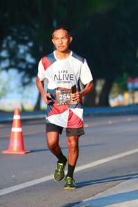 BIB: 264, 
                            <button type="button" onclick="openModal(6286829)" class="btn btn-primary btn-sm float-right btn-popup" data-toggle="modal" data-target=".modal-high-quality">
                        <i class="fas fa-shopping-cart"></i> Add to Cart
                    </button>
                                            <button type="button" onclick="isThisMe(6286829, true)" class="btn btn-success btn-sm float-right btn-popup btn-isme hidden" data-toggle="tooltip" data-placement="bottom" title="นี่คือรูปของคุณใช่ไหม คลิกที่นี่เพื่อเอาเข้าอัลบั้ม">
                        <i class="fas fa-plus"></i> Add to album
                    </button>
                    <button type="button" onclick="isThisMe(6286829, false)" class="btn btn-warning btn-sm float-right btn-popup btn-isnotme hidden">
                        <i class="fas fa-ban"></i> Remove from album
                    </button>