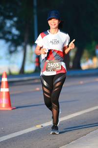 BIB: 2403
                            <button type="button" onclick="openModal(6286777)" class="btn btn-primary btn-sm float-right btn-popup" data-toggle="modal" data-target=".modal-high-quality">
                        <i class="fas fa-shopping-cart"></i> Add to Cart
                    </button>
                                            <button type="button" onclick="isThisMe(6286777, true)" class="btn btn-success btn-sm float-right btn-popup btn-isme hidden" data-toggle="tooltip" data-placement="bottom" title="นี่คือรูปของคุณใช่ไหม คลิกที่นี่เพื่อเอาเข้าอัลบั้ม">
                        <i class="fas fa-plus"></i> Add to album
                    </button>
                    <button type="button" onclick="isThisMe(6286777, false)" class="btn btn-warning btn-sm float-right btn-popup btn-isnotme hidden">
                        <i class="fas fa-ban"></i> Remove from album
                    </button>