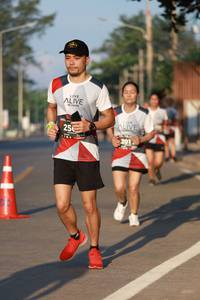 BIB: 201
                            <button type="button" onclick="openModal(6276985)" class="btn btn-primary btn-sm float-right btn-popup" data-toggle="modal" data-target=".modal-high-quality">
                        <i class="fas fa-shopping-cart"></i> Add to Cart
                    </button>
                                            <button type="button" onclick="isThisMe(6276985, true)" class="btn btn-success btn-sm float-right btn-popup btn-isme hidden" data-toggle="tooltip" data-placement="bottom" title="นี่คือรูปของคุณใช่ไหม คลิกที่นี่เพื่อเอาเข้าอัลบั้ม">
                        <i class="fas fa-plus"></i> Add to album
                    </button>
                    <button type="button" onclick="isThisMe(6276985, false)" class="btn btn-warning btn-sm float-right btn-popup btn-isnotme hidden">
                        <i class="fas fa-ban"></i> Remove from album
                    </button>