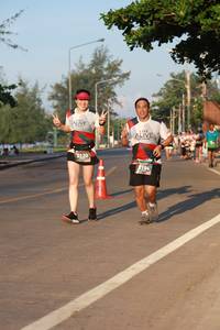 BIB: 2120, 194
                            <button type="button" onclick="openModal(6276753)" class="btn btn-primary btn-sm float-right btn-popup" data-toggle="modal" data-target=".modal-high-quality">
                        <i class="fas fa-shopping-cart"></i> Add to Cart
                    </button>
                                            <button type="button" onclick="isThisMe(6276753, true)" class="btn btn-success btn-sm float-right btn-popup btn-isme hidden" data-toggle="tooltip" data-placement="bottom" title="นี่คือรูปของคุณใช่ไหม คลิกที่นี่เพื่อเอาเข้าอัลบั้ม">
                        <i class="fas fa-plus"></i> Add to album
                    </button>
                    <button type="button" onclick="isThisMe(6276753, false)" class="btn btn-warning btn-sm float-right btn-popup btn-isnotme hidden">
                        <i class="fas fa-ban"></i> Remove from album
                    </button>