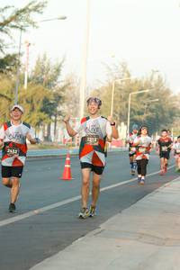 BIB: 2212, 2432
                            <button type="button" onclick="openModal(6306708)" class="btn btn-primary btn-sm float-right btn-popup" data-toggle="modal" data-target=".modal-high-quality">
                        <i class="fas fa-shopping-cart"></i> Add to Cart
                    </button>
                                            <button type="button" onclick="isThisMe(6306708, true)" class="btn btn-success btn-sm float-right btn-popup btn-isme hidden" data-toggle="tooltip" data-placement="bottom" title="นี่คือรูปของคุณใช่ไหม คลิกที่นี่เพื่อเอาเข้าอัลบั้ม">
                        <i class="fas fa-plus"></i> Add to album
                    </button>
                    <button type="button" onclick="isThisMe(6306708, false)" class="btn btn-warning btn-sm float-right btn-popup btn-isnotme hidden">
                        <i class="fas fa-ban"></i> Remove from album
                    </button>