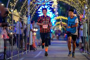 BIB: 18348
                            <button type="button" onclick="openModal(24694520)" class="btn btn-primary btn-sm float-right btn-popup" data-toggle="modal" data-target=".modal-high-quality">
                        <i class="fas fa-shopping-cart"></i> Add to Cart
                    </button>
                                            <button type="button" onclick="isThisMe(24694520, true)" class="btn btn-success btn-sm float-right btn-popup btn-isme hidden" data-toggle="tooltip" data-placement="bottom" title="นี่คือรูปของคุณใช่ไหม คลิกที่นี่เพื่อเอาเข้าอัลบั้ม">
                        <i class="fas fa-plus"></i> Add to album
                    </button>
                    <button type="button" onclick="isThisMe(24694520, false)" class="btn btn-warning btn-sm float-right btn-popup btn-isnotme hidden">
                        <i class="fas fa-ban"></i> Remove from album
                    </button>