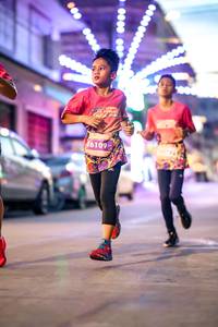 BIB: 000, 16109
                            <button type="button" onclick="openModal(24671569)" class="btn btn-primary btn-sm float-right btn-popup" data-toggle="modal" data-target=".modal-high-quality">
                        <i class="fas fa-shopping-cart"></i> Add to Cart
                    </button>
                                            <button type="button" onclick="isThisMe(24671569, true)" class="btn btn-success btn-sm float-right btn-popup btn-isme hidden" data-toggle="tooltip" data-placement="bottom" title="นี่คือรูปของคุณใช่ไหม คลิกที่นี่เพื่อเอาเข้าอัลบั้ม">
                        <i class="fas fa-plus"></i> Add to album
                    </button>
                    <button type="button" onclick="isThisMe(24671569, false)" class="btn btn-warning btn-sm float-right btn-popup btn-isnotme hidden">
                        <i class="fas fa-ban"></i> Remove from album
                    </button>