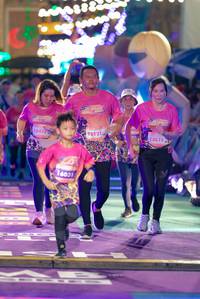 BIB: 18478, 18121, 16031
                            <button type="button" onclick="openModal(24682013)" class="btn btn-primary btn-sm float-right btn-popup" data-toggle="modal" data-target=".modal-high-quality">
                        <i class="fas fa-shopping-cart"></i> Add to Cart
                    </button>
                                            <button type="button" onclick="isThisMe(24682013, true)" class="btn btn-success btn-sm float-right btn-popup btn-isme hidden" data-toggle="tooltip" data-placement="bottom" title="นี่คือรูปของคุณใช่ไหม คลิกที่นี่เพื่อเอาเข้าอัลบั้ม">
                        <i class="fas fa-plus"></i> Add to album
                    </button>
                    <button type="button" onclick="isThisMe(24682013, false)" class="btn btn-warning btn-sm float-right btn-popup btn-isnotme hidden">
                        <i class="fas fa-ban"></i> Remove from album
                    </button>