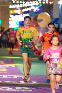 BIB: 6100
                            <button type="button" onclick="openModal(24680272)" class="btn btn-primary btn-sm float-right btn-popup" data-toggle="modal" data-target=".modal-high-quality">
                        <i class="fas fa-shopping-cart"></i> Add to Cart
                    </button>
                                            <button type="button" onclick="isThisMe(24680272, true)" class="btn btn-success btn-sm float-right btn-popup btn-isme hidden" data-toggle="tooltip" data-placement="bottom" title="นี่คือรูปของคุณใช่ไหม คลิกที่นี่เพื่อเอาเข้าอัลบั้ม">
                        <i class="fas fa-plus"></i> Add to album
                    </button>
                    <button type="button" onclick="isThisMe(24680272, false)" class="btn btn-warning btn-sm float-right btn-popup btn-isnotme hidden">
                        <i class="fas fa-ban"></i> Remove from album
                    </button>