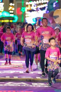 BIB: 6000, 18478, 18121
                            <button type="button" onclick="openModal(24682031)" class="btn btn-primary btn-sm float-right btn-popup" data-toggle="modal" data-target=".modal-high-quality">
                        <i class="fas fa-shopping-cart"></i> Add to Cart
                    </button>
                                            <button type="button" onclick="isThisMe(24682031, true)" class="btn btn-success btn-sm float-right btn-popup btn-isme hidden" data-toggle="tooltip" data-placement="bottom" title="นี่คือรูปของคุณใช่ไหม คลิกที่นี่เพื่อเอาเข้าอัลบั้ม">
                        <i class="fas fa-plus"></i> Add to album
                    </button>
                    <button type="button" onclick="isThisMe(24682031, false)" class="btn btn-warning btn-sm float-right btn-popup btn-isnotme hidden">
                        <i class="fas fa-ban"></i> Remove from album
                    </button>