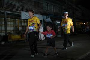 BIB: 3466, 3002, 47364
                            <button type="button" onclick="openModal(26219659)" class="btn btn-primary btn-sm float-right btn-popup" data-toggle="modal" data-target=".modal-high-quality">
                        <i class="fas fa-shopping-cart"></i> Add to Cart
                    </button>
                                            <button type="button" onclick="isThisMe(26219659, true)" class="btn btn-success btn-sm float-right btn-popup btn-isme hidden" data-toggle="tooltip" data-placement="bottom" title="นี่คือรูปของคุณใช่ไหม คลิกที่นี่เพื่อเอาเข้าอัลบั้ม">
                        <i class="fas fa-plus"></i> Add to album
                    </button>
                    <button type="button" onclick="isThisMe(26219659, false)" class="btn btn-warning btn-sm float-right btn-popup btn-isnotme hidden">
                        <i class="fas fa-ban"></i> Remove from album
                    </button>