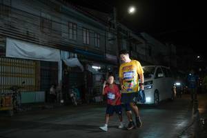 BIB: 055, 3762
                            <button type="button" onclick="openModal(26219388)" class="btn btn-primary btn-sm float-right btn-popup" data-toggle="modal" data-target=".modal-high-quality">
                        <i class="fas fa-shopping-cart"></i> Add to Cart
                    </button>
                                            <button type="button" onclick="isThisMe(26219388, true)" class="btn btn-success btn-sm float-right btn-popup btn-isme hidden" data-toggle="tooltip" data-placement="bottom" title="นี่คือรูปของคุณใช่ไหม คลิกที่นี่เพื่อเอาเข้าอัลบั้ม">
                        <i class="fas fa-plus"></i> Add to album
                    </button>
                    <button type="button" onclick="isThisMe(26219388, false)" class="btn btn-warning btn-sm float-right btn-popup btn-isnotme hidden">
                        <i class="fas fa-ban"></i> Remove from album
                    </button>