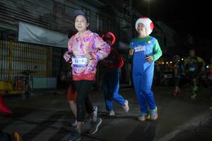 BIB: 3214, 4187
                            <button type="button" onclick="openModal(26218772)" class="btn btn-primary btn-sm float-right btn-popup" data-toggle="modal" data-target=".modal-high-quality">
                        <i class="fas fa-shopping-cart"></i> Add to Cart
                    </button>
                                            <button type="button" onclick="isThisMe(26218772, true)" class="btn btn-success btn-sm float-right btn-popup btn-isme hidden" data-toggle="tooltip" data-placement="bottom" title="นี่คือรูปของคุณใช่ไหม คลิกที่นี่เพื่อเอาเข้าอัลบั้ม">
                        <i class="fas fa-plus"></i> Add to album
                    </button>
                    <button type="button" onclick="isThisMe(26218772, false)" class="btn btn-warning btn-sm float-right btn-popup btn-isnotme hidden">
                        <i class="fas fa-ban"></i> Remove from album
                    </button>