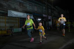 BIB: 12945
                            <button type="button" onclick="openModal(26217251)" class="btn btn-primary btn-sm float-right btn-popup" data-toggle="modal" data-target=".modal-high-quality">
                        <i class="fas fa-shopping-cart"></i> Add to Cart
                    </button>
                                            <button type="button" onclick="isThisMe(26217251, true)" class="btn btn-success btn-sm float-right btn-popup btn-isme hidden" data-toggle="tooltip" data-placement="bottom" title="นี่คือรูปของคุณใช่ไหม คลิกที่นี่เพื่อเอาเข้าอัลบั้ม">
                        <i class="fas fa-plus"></i> Add to album
                    </button>
                    <button type="button" onclick="isThisMe(26217251, false)" class="btn btn-warning btn-sm float-right btn-popup btn-isnotme hidden">
                        <i class="fas fa-ban"></i> Remove from album
                    </button>