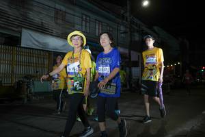 BIB: 3557, 3685
                            <button type="button" onclick="openModal(26218905)" class="btn btn-primary btn-sm float-right btn-popup" data-toggle="modal" data-target=".modal-high-quality">
                        <i class="fas fa-shopping-cart"></i> Add to Cart
                    </button>
                                            <button type="button" onclick="isThisMe(26218905, true)" class="btn btn-success btn-sm float-right btn-popup btn-isme hidden" data-toggle="tooltip" data-placement="bottom" title="นี่คือรูปของคุณใช่ไหม คลิกที่นี่เพื่อเอาเข้าอัลบั้ม">
                        <i class="fas fa-plus"></i> Add to album
                    </button>
                    <button type="button" onclick="isThisMe(26218905, false)" class="btn btn-warning btn-sm float-right btn-popup btn-isnotme hidden">
                        <i class="fas fa-ban"></i> Remove from album
                    </button>