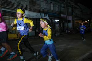 BIB: 3063
                            <button type="button" onclick="openModal(26217126)" class="btn btn-primary btn-sm float-right btn-popup" data-toggle="modal" data-target=".modal-high-quality">
                        <i class="fas fa-shopping-cart"></i> Add to Cart
                    </button>
                                            <button type="button" onclick="isThisMe(26217126, true)" class="btn btn-success btn-sm float-right btn-popup btn-isme hidden" data-toggle="tooltip" data-placement="bottom" title="นี่คือรูปของคุณใช่ไหม คลิกที่นี่เพื่อเอาเข้าอัลบั้ม">
                        <i class="fas fa-plus"></i> Add to album
                    </button>
                    <button type="button" onclick="isThisMe(26217126, false)" class="btn btn-warning btn-sm float-right btn-popup btn-isnotme hidden">
                        <i class="fas fa-ban"></i> Remove from album
                    </button>