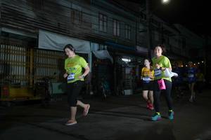 BIB: 4676, 566
                            <button type="button" onclick="openModal(26217713)" class="btn btn-primary btn-sm float-right btn-popup" data-toggle="modal" data-target=".modal-high-quality">
                        <i class="fas fa-shopping-cart"></i> Add to Cart
                    </button>
                                            <button type="button" onclick="isThisMe(26217713, true)" class="btn btn-success btn-sm float-right btn-popup btn-isme hidden" data-toggle="tooltip" data-placement="bottom" title="นี่คือรูปของคุณใช่ไหม คลิกที่นี่เพื่อเอาเข้าอัลบั้ม">
                        <i class="fas fa-plus"></i> Add to album
                    </button>
                    <button type="button" onclick="isThisMe(26217713, false)" class="btn btn-warning btn-sm float-right btn-popup btn-isnotme hidden">
                        <i class="fas fa-ban"></i> Remove from album
                    </button>