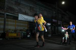 BIB: 
                            <button type="button" onclick="openModal(26219831)" class="btn btn-primary btn-sm float-right btn-popup" data-toggle="modal" data-target=".modal-high-quality">
                        <i class="fas fa-shopping-cart"></i> Add to Cart
                    </button>
                                            <button type="button" onclick="isThisMe(26219831, true)" class="btn btn-success btn-sm float-right btn-popup btn-isme hidden" data-toggle="tooltip" data-placement="bottom" title="นี่คือรูปของคุณใช่ไหม คลิกที่นี่เพื่อเอาเข้าอัลบั้ม">
                        <i class="fas fa-plus"></i> Add to album
                    </button>
                    <button type="button" onclick="isThisMe(26219831, false)" class="btn btn-warning btn-sm float-right btn-popup btn-isnotme hidden">
                        <i class="fas fa-ban"></i> Remove from album
                    </button>