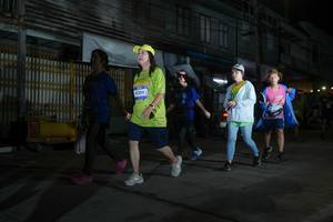 BIB: 4204
                            <button type="button" onclick="openModal(26218713)" class="btn btn-primary btn-sm float-right btn-popup" data-toggle="modal" data-target=".modal-high-quality">
                        <i class="fas fa-shopping-cart"></i> Add to Cart
                    </button>
                                            <button type="button" onclick="isThisMe(26218713, true)" class="btn btn-success btn-sm float-right btn-popup btn-isme hidden" data-toggle="tooltip" data-placement="bottom" title="นี่คือรูปของคุณใช่ไหม คลิกที่นี่เพื่อเอาเข้าอัลบั้ม">
                        <i class="fas fa-plus"></i> Add to album
                    </button>
                    <button type="button" onclick="isThisMe(26218713, false)" class="btn btn-warning btn-sm float-right btn-popup btn-isnotme hidden">
                        <i class="fas fa-ban"></i> Remove from album
                    </button>