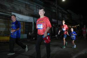 BIB: 4783
                            <button type="button" onclick="openModal(26219521)" class="btn btn-primary btn-sm float-right btn-popup" data-toggle="modal" data-target=".modal-high-quality">
                        <i class="fas fa-shopping-cart"></i> Add to Cart
                    </button>
                                            <button type="button" onclick="isThisMe(26219521, true)" class="btn btn-success btn-sm float-right btn-popup btn-isme hidden" data-toggle="tooltip" data-placement="bottom" title="นี่คือรูปของคุณใช่ไหม คลิกที่นี่เพื่อเอาเข้าอัลบั้ม">
                        <i class="fas fa-plus"></i> Add to album
                    </button>
                    <button type="button" onclick="isThisMe(26219521, false)" class="btn btn-warning btn-sm float-right btn-popup btn-isnotme hidden">
                        <i class="fas fa-ban"></i> Remove from album
                    </button>