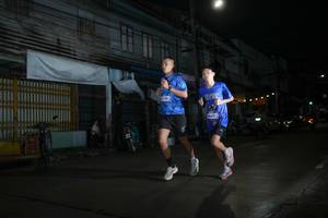 BIB: 4128, 642
                            <button type="button" onclick="openModal(26216345)" class="btn btn-primary btn-sm float-right btn-popup" data-toggle="modal" data-target=".modal-high-quality">
                        <i class="fas fa-shopping-cart"></i> Add to Cart
                    </button>
                                            <button type="button" onclick="isThisMe(26216345, true)" class="btn btn-success btn-sm float-right btn-popup btn-isme hidden" data-toggle="tooltip" data-placement="bottom" title="นี่คือรูปของคุณใช่ไหม คลิกที่นี่เพื่อเอาเข้าอัลบั้ม">
                        <i class="fas fa-plus"></i> Add to album
                    </button>
                    <button type="button" onclick="isThisMe(26216345, false)" class="btn btn-warning btn-sm float-right btn-popup btn-isnotme hidden">
                        <i class="fas fa-ban"></i> Remove from album
                    </button>