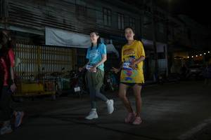 BIB: 3674
                            <button type="button" onclick="openModal(26219687)" class="btn btn-primary btn-sm float-right btn-popup" data-toggle="modal" data-target=".modal-high-quality">
                        <i class="fas fa-shopping-cart"></i> Add to Cart
                    </button>
                                            <button type="button" onclick="isThisMe(26219687, true)" class="btn btn-success btn-sm float-right btn-popup btn-isme hidden" data-toggle="tooltip" data-placement="bottom" title="นี่คือรูปของคุณใช่ไหม คลิกที่นี่เพื่อเอาเข้าอัลบั้ม">
                        <i class="fas fa-plus"></i> Add to album
                    </button>
                    <button type="button" onclick="isThisMe(26219687, false)" class="btn btn-warning btn-sm float-right btn-popup btn-isnotme hidden">
                        <i class="fas fa-ban"></i> Remove from album
                    </button>