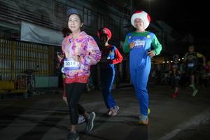 BIB: 3214, 187
                            <button type="button" onclick="openModal(26218770)" class="btn btn-primary btn-sm float-right btn-popup" data-toggle="modal" data-target=".modal-high-quality">
                        <i class="fas fa-shopping-cart"></i> Add to Cart
                    </button>
                                            <button type="button" onclick="isThisMe(26218770, true)" class="btn btn-success btn-sm float-right btn-popup btn-isme hidden" data-toggle="tooltip" data-placement="bottom" title="นี่คือรูปของคุณใช่ไหม คลิกที่นี่เพื่อเอาเข้าอัลบั้ม">
                        <i class="fas fa-plus"></i> Add to album
                    </button>
                    <button type="button" onclick="isThisMe(26218770, false)" class="btn btn-warning btn-sm float-right btn-popup btn-isnotme hidden">
                        <i class="fas fa-ban"></i> Remove from album
                    </button>