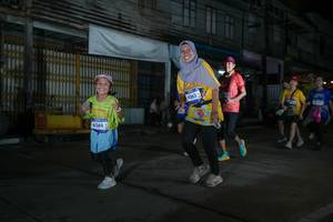 BIB: 4364, 4363
                            <button type="button" onclick="openModal(26218344)" class="btn btn-primary btn-sm float-right btn-popup" data-toggle="modal" data-target=".modal-high-quality">
                        <i class="fas fa-shopping-cart"></i> Add to Cart
                    </button>
                                            <button type="button" onclick="isThisMe(26218344, true)" class="btn btn-success btn-sm float-right btn-popup btn-isme hidden" data-toggle="tooltip" data-placement="bottom" title="นี่คือรูปของคุณใช่ไหม คลิกที่นี่เพื่อเอาเข้าอัลบั้ม">
                        <i class="fas fa-plus"></i> Add to album
                    </button>
                    <button type="button" onclick="isThisMe(26218344, false)" class="btn btn-warning btn-sm float-right btn-popup btn-isnotme hidden">
                        <i class="fas fa-ban"></i> Remove from album
                    </button>