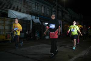 BIB: 4560, 3229
                            <button type="button" onclick="openModal(26218277)" class="btn btn-primary btn-sm float-right btn-popup" data-toggle="modal" data-target=".modal-high-quality">
                        <i class="fas fa-shopping-cart"></i> Add to Cart
                    </button>
                                            <button type="button" onclick="isThisMe(26218277, true)" class="btn btn-success btn-sm float-right btn-popup btn-isme hidden" data-toggle="tooltip" data-placement="bottom" title="นี่คือรูปของคุณใช่ไหม คลิกที่นี่เพื่อเอาเข้าอัลบั้ม">
                        <i class="fas fa-plus"></i> Add to album
                    </button>
                    <button type="button" onclick="isThisMe(26218277, false)" class="btn btn-warning btn-sm float-right btn-popup btn-isnotme hidden">
                        <i class="fas fa-ban"></i> Remove from album
                    </button>