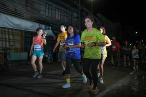 BIB: 3000
                            <button type="button" onclick="openModal(26218046)" class="btn btn-primary btn-sm float-right btn-popup" data-toggle="modal" data-target=".modal-high-quality">
                        <i class="fas fa-shopping-cart"></i> Add to Cart
                    </button>
                                            <button type="button" onclick="isThisMe(26218046, true)" class="btn btn-success btn-sm float-right btn-popup btn-isme hidden" data-toggle="tooltip" data-placement="bottom" title="นี่คือรูปของคุณใช่ไหม คลิกที่นี่เพื่อเอาเข้าอัลบั้ม">
                        <i class="fas fa-plus"></i> Add to album
                    </button>
                    <button type="button" onclick="isThisMe(26218046, false)" class="btn btn-warning btn-sm float-right btn-popup btn-isnotme hidden">
                        <i class="fas fa-ban"></i> Remove from album
                    </button>