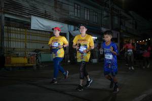 BIB: 3106, 405
                            <button type="button" onclick="openModal(26218244)" class="btn btn-primary btn-sm float-right btn-popup" data-toggle="modal" data-target=".modal-high-quality">
                        <i class="fas fa-shopping-cart"></i> Add to Cart
                    </button>
                                            <button type="button" onclick="isThisMe(26218244, true)" class="btn btn-success btn-sm float-right btn-popup btn-isme hidden" data-toggle="tooltip" data-placement="bottom" title="นี่คือรูปของคุณใช่ไหม คลิกที่นี่เพื่อเอาเข้าอัลบั้ม">
                        <i class="fas fa-plus"></i> Add to album
                    </button>
                    <button type="button" onclick="isThisMe(26218244, false)" class="btn btn-warning btn-sm float-right btn-popup btn-isnotme hidden">
                        <i class="fas fa-ban"></i> Remove from album
                    </button>