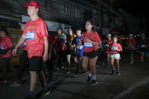 BIB: 4085, 4940
                            <button type="button" onclick="openModal(26219509)" class="btn btn-primary btn-sm float-right btn-popup" data-toggle="modal" data-target=".modal-high-quality">
                        <i class="fas fa-shopping-cart"></i> Add to Cart
                    </button>
                                            <button type="button" onclick="isThisMe(26219509, true)" class="btn btn-success btn-sm float-right btn-popup btn-isme hidden" data-toggle="tooltip" data-placement="bottom" title="นี่คือรูปของคุณใช่ไหม คลิกที่นี่เพื่อเอาเข้าอัลบั้ม">
                        <i class="fas fa-plus"></i> Add to album
                    </button>
                    <button type="button" onclick="isThisMe(26219509, false)" class="btn btn-warning btn-sm float-right btn-popup btn-isnotme hidden">
                        <i class="fas fa-ban"></i> Remove from album
                    </button>