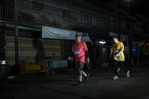 BIB: 4215
                            <button type="button" onclick="openModal(26219543)" class="btn btn-primary btn-sm float-right btn-popup" data-toggle="modal" data-target=".modal-high-quality">
                        <i class="fas fa-shopping-cart"></i> Add to Cart
                    </button>
                                            <button type="button" onclick="isThisMe(26219543, true)" class="btn btn-success btn-sm float-right btn-popup btn-isme hidden" data-toggle="tooltip" data-placement="bottom" title="นี่คือรูปของคุณใช่ไหม คลิกที่นี่เพื่อเอาเข้าอัลบั้ม">
                        <i class="fas fa-plus"></i> Add to album
                    </button>
                    <button type="button" onclick="isThisMe(26219543, false)" class="btn btn-warning btn-sm float-right btn-popup btn-isnotme hidden">
                        <i class="fas fa-ban"></i> Remove from album
                    </button>